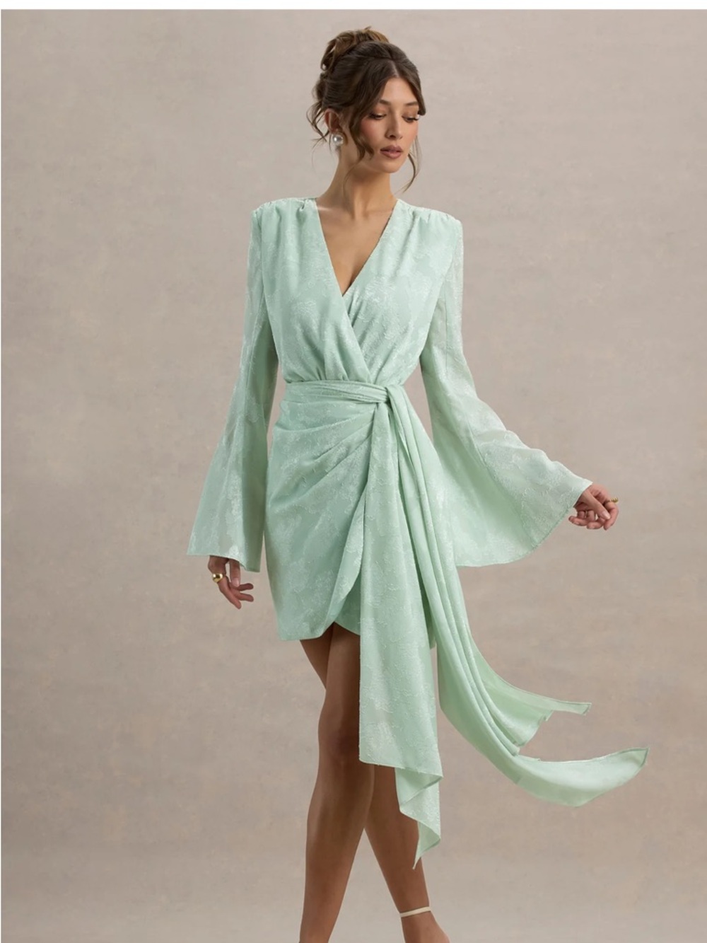 Club London DOREEN Mint Long-Sleeve Wrap Mini Dress Sz L; very flattering style